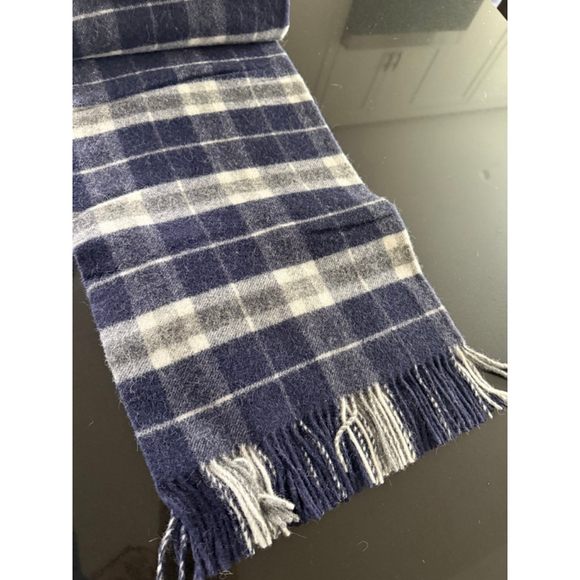 Alicia Adams Alpaca/Wool Wellington Plaid Throw Blanket One Size Navy Gray - Picture 4 of 4